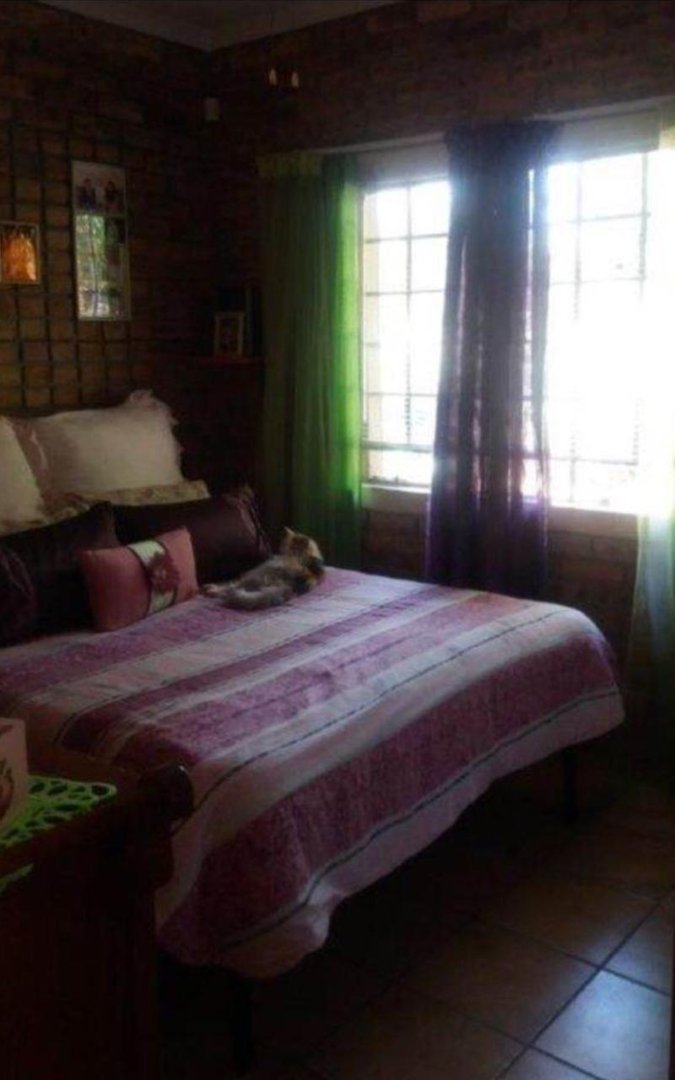 10 Bedroom Property for Sale in Orkney North West